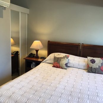 Merivale Manor - Bed - Hotels Near Me - Christchurch, CAN