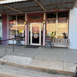 Sweet T Pizzeria - Front
