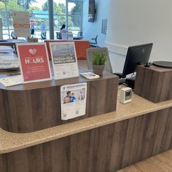 El Camino YMCA - Check in desk. July 4th closes at 2pm.