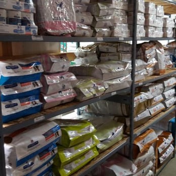 Shuswap Veterinary Clinic - Excellent supply of Pet Food and Nutritional Advice - Veterinarians Near Me - Salmon Arm, British Columbia Shuswap Veterinary Clinic - Excellent supply of Pet Food and Nutritional Advice - Veterinarians Near Me - Salmon Arm, British Columbia