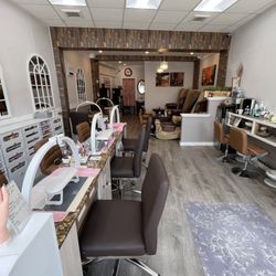 Blooming Nails & Spa