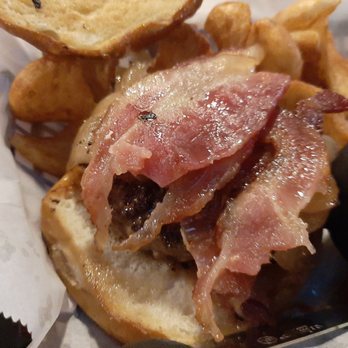 Skinny J's - Applewood - Steakhouses Near Me - Conway, Arkansas