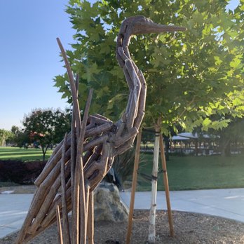 Veteran’s Park - Beautiful crane statue - Parks Near Me - Brentwood, California Veteran’s Park - Beautiful crane statue - Parks Near Me - Brentwood, California