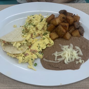 Rosi’s - Huevos La Mexicana - Breakfast & Brunch Near Me - Garland, Texas