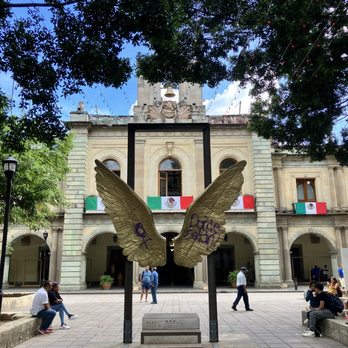 El Zócalo - Local Flavor Near Me - Oaxaca, OAX