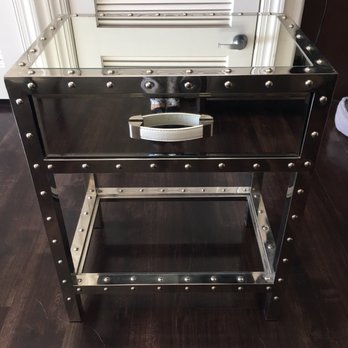 Discount Glass - Mirrored side table repaired - Windows Installation Near Me - Jacksonville, Florida Discount Glass - Mirrored side table repaired - Windows Installation Near Me - Jacksonville, Florida