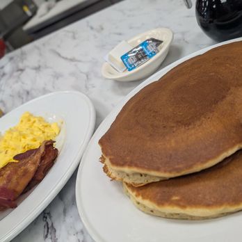 Uncle John's Pancake House - Winchester - Classic Breakfast - Breakfast & Brunch Near Me - Campbell, California Uncle John's Pancake House - Winchester - Classic Breakfast - Breakfast & Brunch Near Me - Campbell, California
