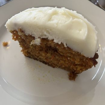 Mojo Market - Carrot cake muffin - Cafes Near Me - Kenmore, New York