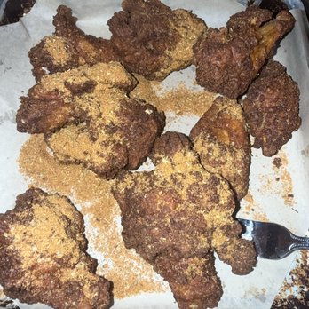 Pete's Garage - Spicy and sweet dry rub traditional wings - Sports Bars Near Me - Monroe, Michigan Pete's Garage - Spicy and sweet dry rub traditional wings - Sports Bars Near Me - Monroe, Michigan