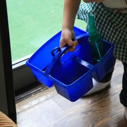 Pacific First Montessori - Window washing
