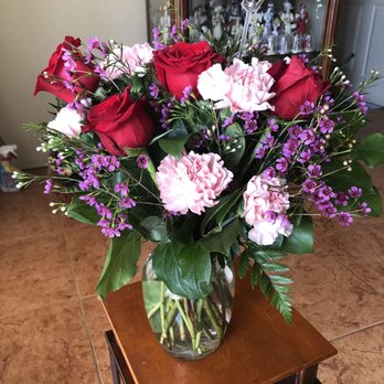 Angie's Flowers - Bow? Lilies? Disappointing. - Florists Near Me - El Paso, Texas Angie's Flowers - Bow? Lilies? Disappointing. - Florists Near Me - El Paso, Texas