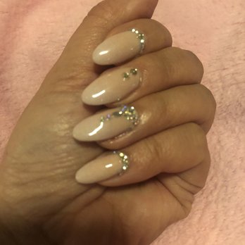 No 1 Nails - Almond shape ombré nails with crystal details - Nail Salons Near Me - Happy Valley, Oregon No 1 Nails - Almond shape ombré nails with crystal details - Nail Salons Near Me - Happy Valley, Oregon