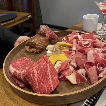 Gogi En K BBQ - Short rib, brisket, marinated beef. - Korean Near Me - Solon, Ohio