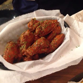 Lost Pizza - Wings.....you have to pay extra if you want a dipping sauce - Pizza Near Me - Jonesboro, Arkansas