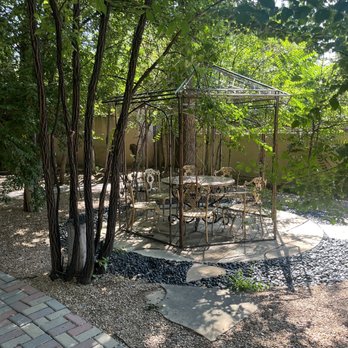 Ahmyo Wine Garden - Wine Bars Near Me - Santa Fe, New Mexico