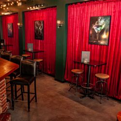Upscale, modern, boutique cocktail lounge for our hotel guests and travelers to enjoy