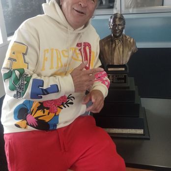 Enterprise Rent-A-Car - That's me, Sir Ron, a customer taking a pic with the bust of Jack the founder, come check it out - Car Rental Near Me - Petaluma, California Enterprise Rent-A-Car - That's me, Sir Ron, a customer taking a pic with the bust of Jack the founder, come check it out - Car Rental Near Me - Petaluma, California