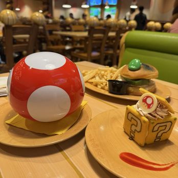 Toadstool Cafe - Cafes Near Me - Universal City, California