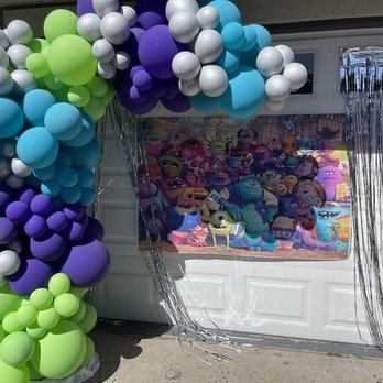 Absolutely Balloons - Balloon garland - Balloon Services Near Me Absolutely Balloons - Balloon garland - Balloon Services Near Me