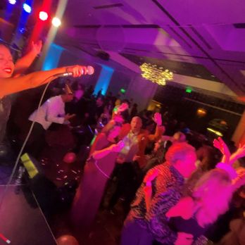 Pop Fiction - New Years Eve 2022 with Pop Fiction at Meritage Resort in Napa - Musicians Near Me Pop Fiction - New Years Eve 2022 with Pop Fiction at Meritage Resort in Napa - Musicians Near Me