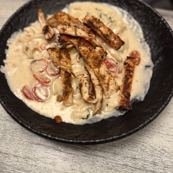 The Farmhouse Gambrills - Blackened Chicken Alfredo - Pizza Near Me - Odenton, Maryland The Farmhouse Gambrills - Blackened Chicken Alfredo - Pizza Near Me - Odenton, Maryland