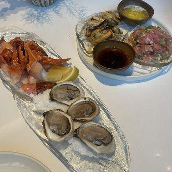 Serenade - Seafood Board. - Breakfast & Brunch Near Me - Austin, Texas