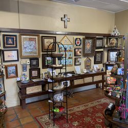 Romy Hawkins Studio & Gallery - Original art work and we also do commissioned works.