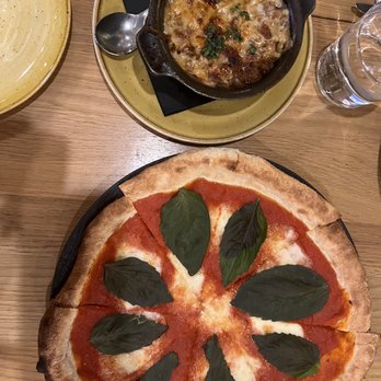 Three Bears Brewery and Restaurant - Margarita Pizza, French onion soup. - Brewpubs Near Me - Banff, Alberta Three Bears Brewery and Restaurant - Margarita Pizza, French onion soup. - Brewpubs Near Me - Banff, Alberta