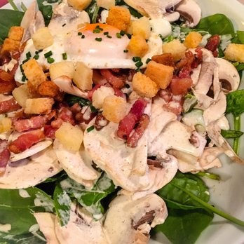 Le New-York - Salade aux épinards - American Near Me - Le Chesnay, 78 Le New-York - Salade aux épinards - American Near Me - Le Chesnay, 78