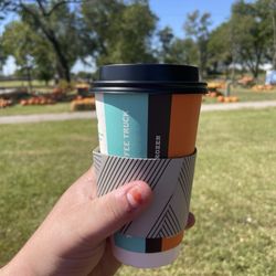 Travelin' Toms Coffee Truck - Mocha latte
