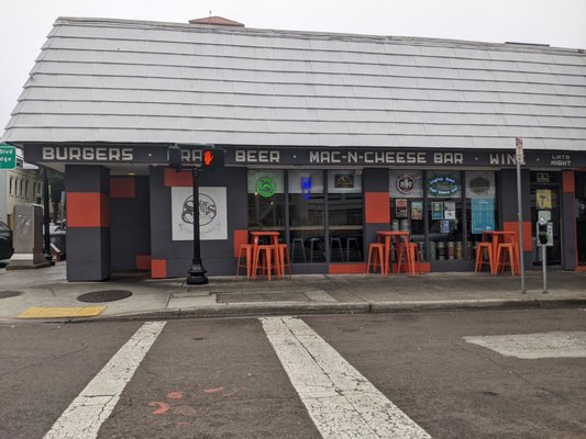 Spliffs Gastropub by null