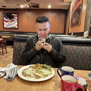 Farm's House - Breakfast & Brunch Near Me - Banning, California