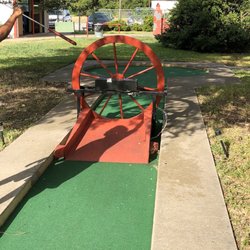 J & D Golf Land