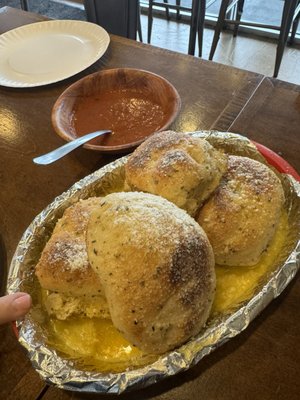 Alfonso's Pizzeria by null