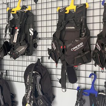 Neptune's Aquatic Center - Gear sales and service. - Scuba Diving Near Me - Rockford, Michigan Neptune's Aquatic Center - Gear sales and service. - Scuba Diving Near Me - Rockford, Michigan