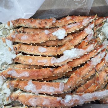 Pacific Seafood Distribution - Alaskan king crab legs - Seafood Markets Near Me - Honolulu, Hawaii