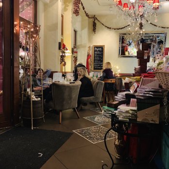 Knofi Feinkostladen - Indoor holiday cheer - Food Stands Near Me - Berlin, BE