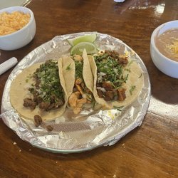 Villeda's Cocina - Street tacos