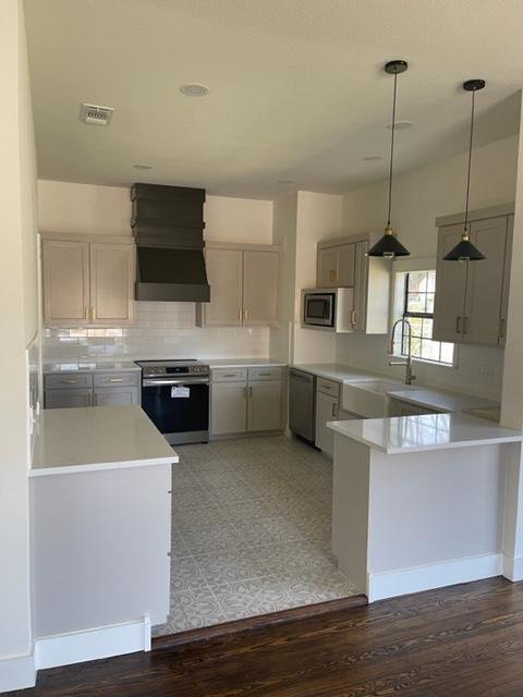 Slide of Robinson Bennett Construction