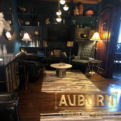 Auburn Lounge & Wine Bar