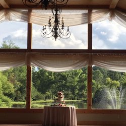 Willow Creek Falls & Vineyard - The wedding cake and view of the vineyard.