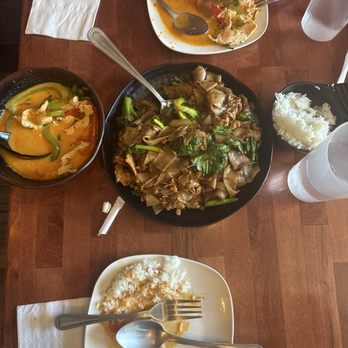 PCH Noodles - Thai Near Me - Lomita, California PCH Noodles - Thai Near Me - Lomita, California