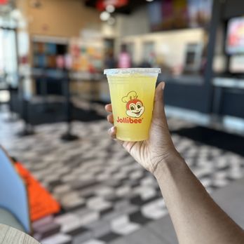 Jollibee - Chicken Shop Near Me - Philadelphia, Pennsylvania