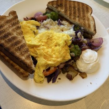 Anna's House - Westland - Hippie Hash with scrambled eggs - Breakfast & Brunch Near Me - Westland, Michigan