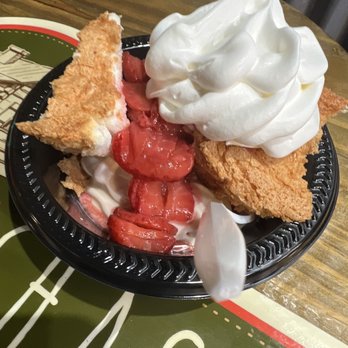 Strawberry Shack - I had my strawberry shortcake with custard. Phenomenal. - Desserts Near Me - Carlsbad, California Strawberry Shack - I had my strawberry shortcake with custard. Phenomenal. - Desserts Near Me - Carlsbad, California