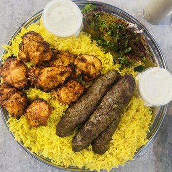 Souq - Mixed platter - Middle Eastern Near Me - Windsor, Ontario Souq - Mixed platter - Middle Eastern Near Me - Windsor, Ontario