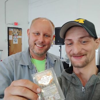 Twisted Bee - Cannabis Dispensaries Near Me - Dowagiac, Michigan
