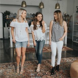 Mainstream Boutique - Naples