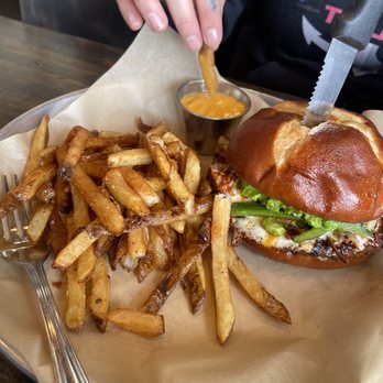 Hangry's - The Rizzo Burger - Burgers Near Me - Chicago, Illinois Hangry's - The Rizzo Burger - Burgers Near Me - Chicago, Illinois