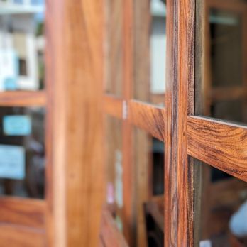 Café de Bucerías - Entryway of exotic local parota wood - Breakfast & Brunch Near Me - Bucerías, NAY